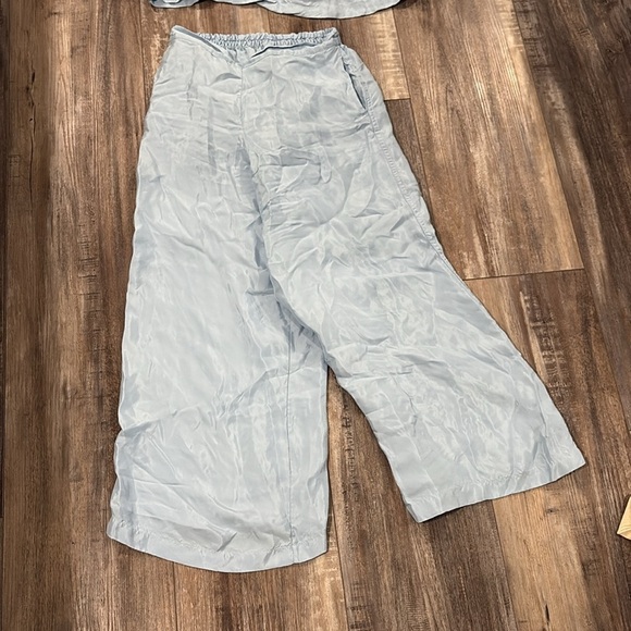 ATHLETA CALM COOL BLUE SATIN PAJAMA PANTS & TANK XS - Picture 4 of 6